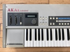 Akai x7000 sampler wie - sampler,