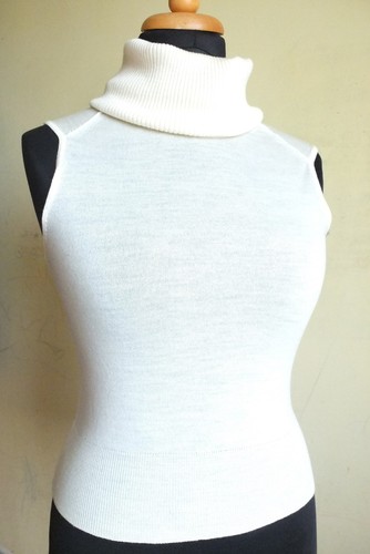 Sale strenesse blue pullover - sale!!,