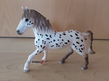 Schleich Horse Club - Hengst Pferd der Rasse Knabstrupper, Figur für Kinder ab 5