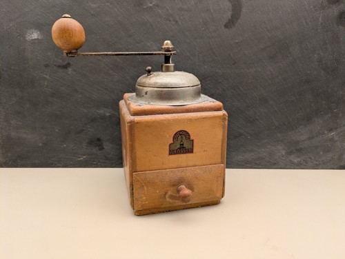Alte kaffeemühle armin - alte,