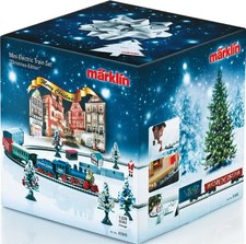 Märklin 1:1220 Spur Z - 81845 Weihnachts-Startpackung 230 Volt in wie Neu in OVP