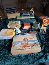 Schachtel voll diversem Spielzeug 50/60er Jahre