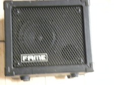 FAME DC-15 Digital Guitar Amplifier Gitarren/Bass Verstärker