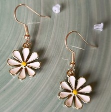 Gänseblümchen Emaille Ohrringe gold Ohrhänger Edelstahl Blume Echte Handarbeit