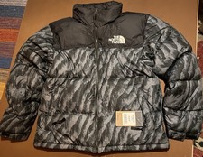 The North Face Nuptse 700 Daunenjacke, wie NEU 