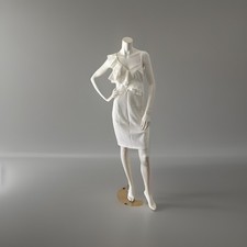 NICOWA weißes Etuikleid Gr