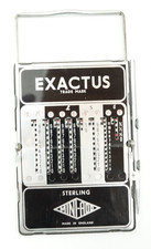 Zahlenschieber Exactus aus GB für englische Währung ähnlich Addiator