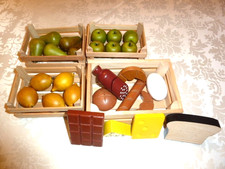 HABA Kaufladen Zubehör Körbe mit Obst, Gebäck.. tc.    aus Holz -30 Teile -