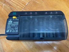 Akku-Ladegerät Top Craft NiCd- und NiMH-Akkus Akkus AAA, AA , C, D und 9V-Block