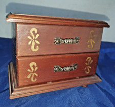 Omas Schmuckkästchen mit Spiegel eine Schublade Breite 15 cm.x Höhe 10 cm.