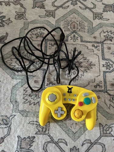 Pikachu gamecube controller - gamecube,