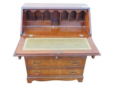 Mahagoni Schreibsekretär mit schräger Schreibklappe ca. 60 Jahre alt LA 012–21