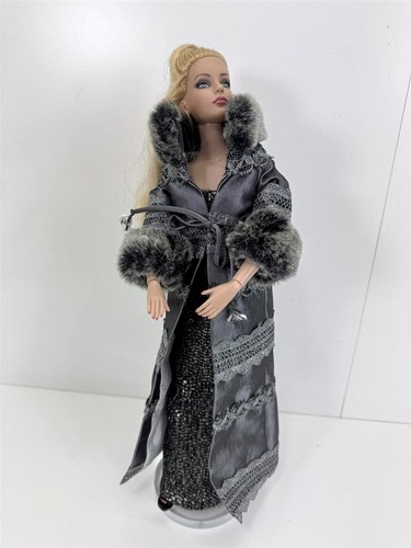 Robert tonner doll zoll - tonner, 16