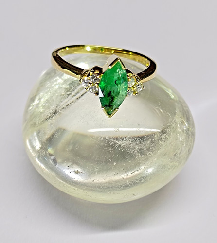 Smaragd ring 17925 - gr, 17(54)925/-