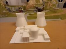 Atomkraftwerk Model mit 2 Kühltürme