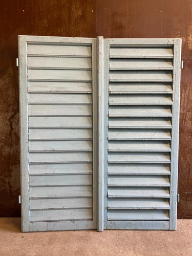 Paar fensterläden holzladen - 1,
