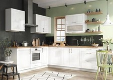 EINBAUKÜCHE L-FORMIG