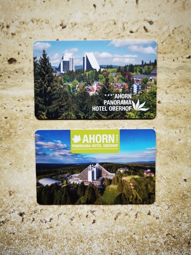 Zwei hotelkarten ahorn - zwei,
