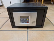 BURG-WÄCHTER Möbeltresor mit elektronischem Zahlenschloss 38,8 l / 20,5 kg