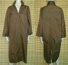 BRAUNER REGENMANTEL - RAINCOAT