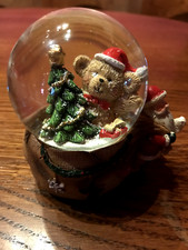 Schneekugel Bär mit