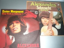 2 Singles Alexandra - Erstes