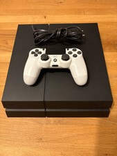 Playstation 4 1TB + Controller