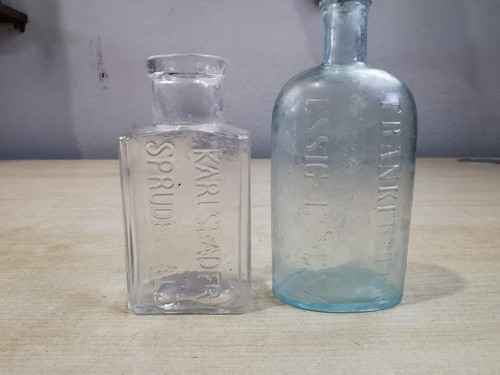 Antike glasflasche frankfurt - glasflasche,