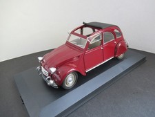 Modellautos 1:18Solido Citroen 2CV "Ente"  in Acrylglasvitrine