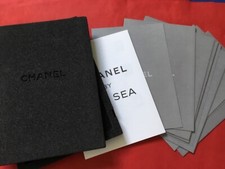 RAR: CHANEL By The Sea, Spring-Summer 2019, Ready to wear Bilder m. Verpackung