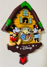 Disney Wanduhr mit bunten
