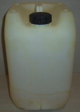 20 L Kanister Behälter für Flüssigkeit Öl Treibstoff Wasser usw H/B/T 39/23/29cm