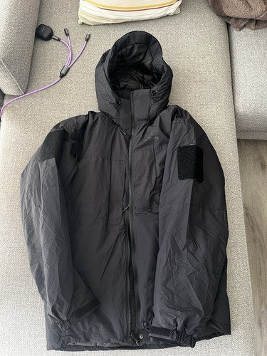 Arc teryx leaf - arc’teryx, cold