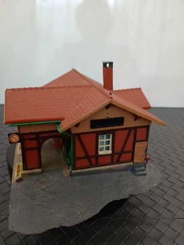 Eisenbahn modellbau bahnhof - modellbau,