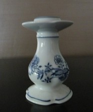 Karlsbader Porzellan Kerzenständer-Kerzenleuchter- Zwiebelmuster- BOHEMIA-Top