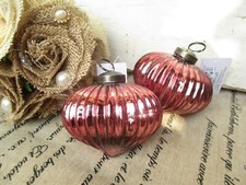 Zapfen rosa rot Glas