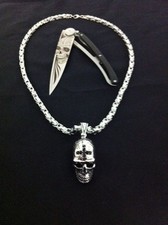 Taschenmesser , Halskette , Scull , Tattoo