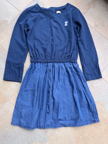 Blaues langarmkleid mit - langarmkleid,