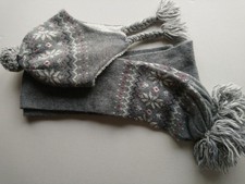 Schal und Mütze Set mit
