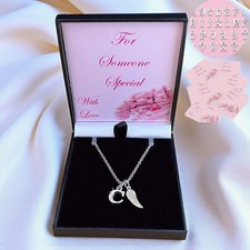 Engel Flügel Halskette für Mädchen,Jeden Buchstabe,Geschenk für Tochter,Enkelin