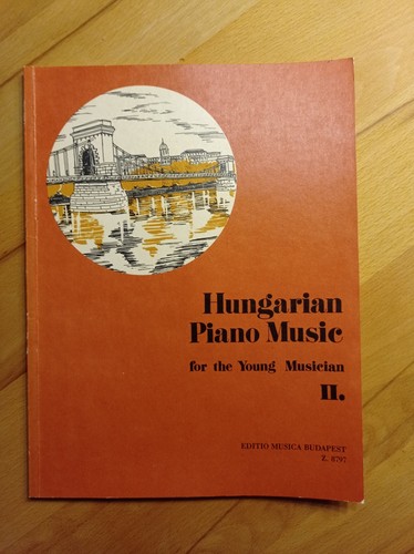 Hungarian piano musik - piano,