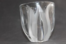 top - LALIQUE  "Deux Tulipes"