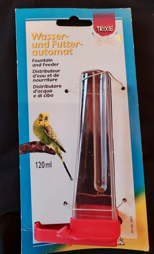 Wasser und futterautomat - wasser-und,
