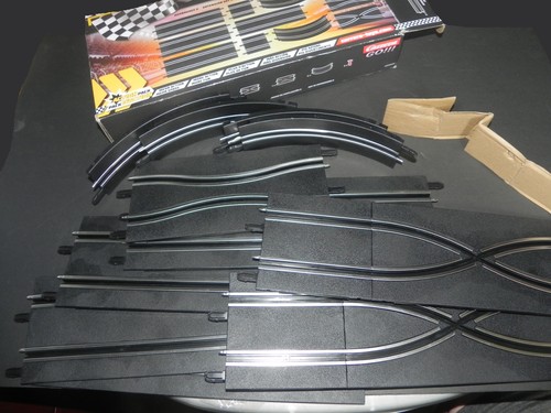 Open box mismatched - box, carrera