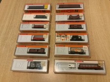 An Weihnachten denken : 12 Arnold Wagons Spur N