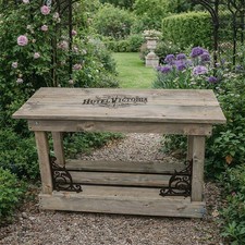 PFLANZTISCH GARTENTISCH HOTEL