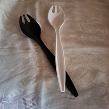 TUPPERWARE  * SALATBESTECK