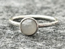 Pandora Ring mit Mondstein, geschliffen, 925er Silber, Gr. 52