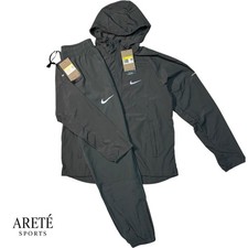 Nike Trainingsanzug Set –