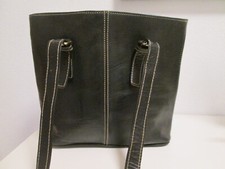 Lederhandtasche neu aus